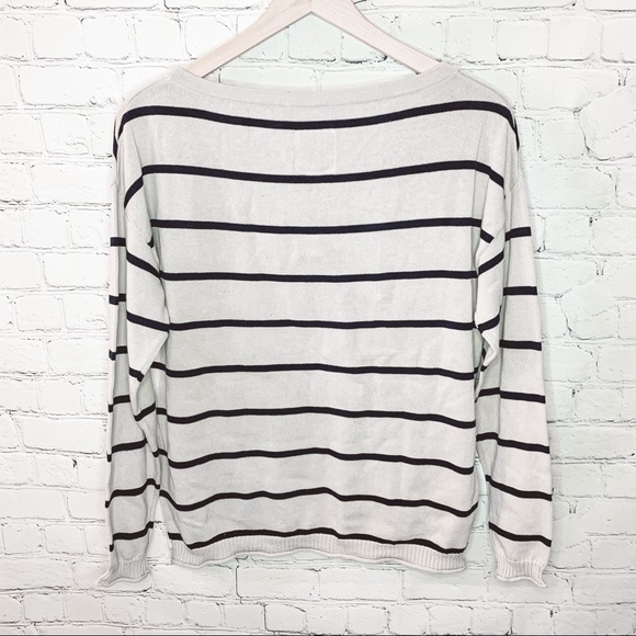 Revolve Chaser Striped Sweater Black/White Size Small NWT - Picture 2 of 2